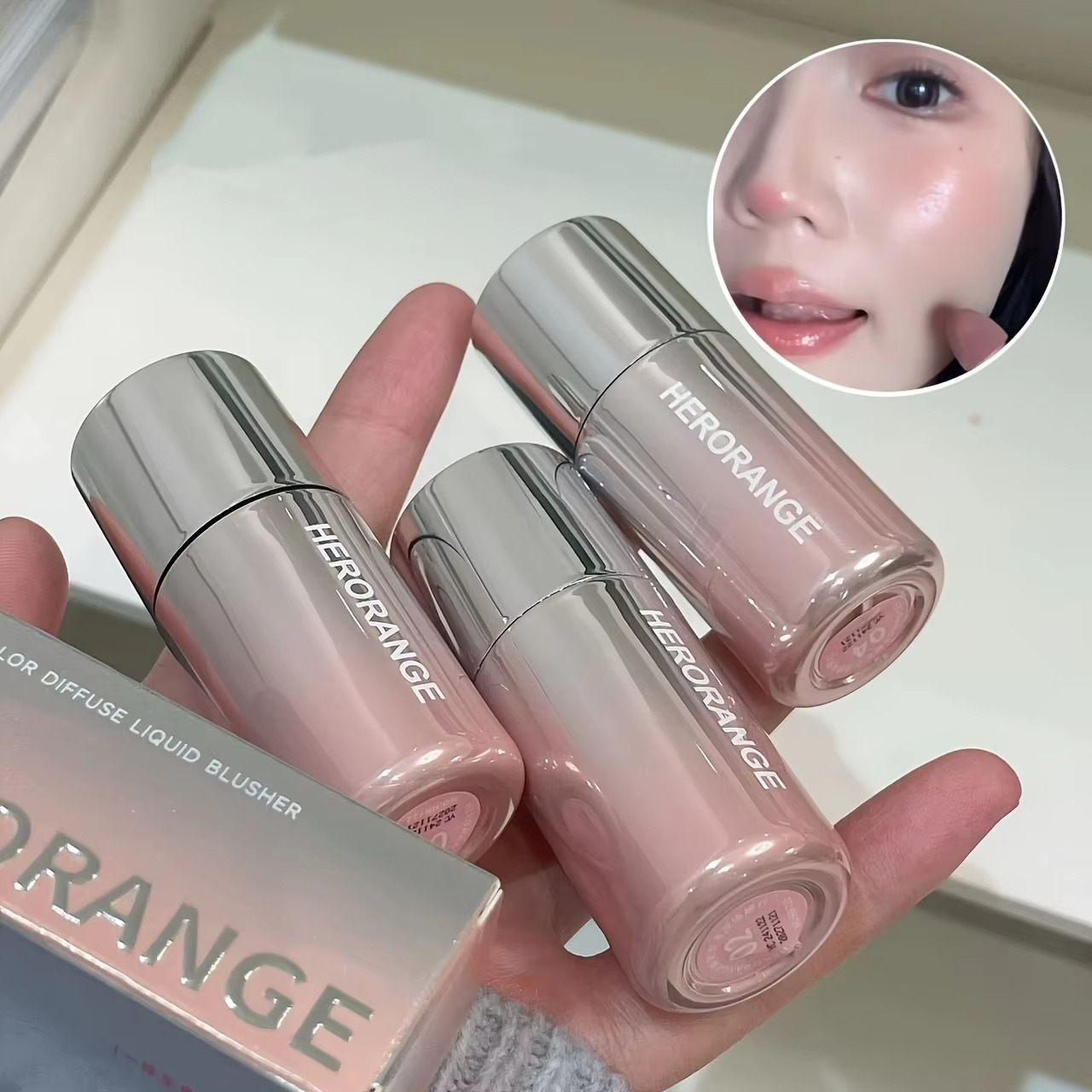 HERORANGE Liquid Blush Stick with Sponge Tip – Waterproof & Long-Lasting. Achieve a natural, brightening effect with medium coverage. The orange-pink tone suits all skin tones for a flawless K-beauty glow!